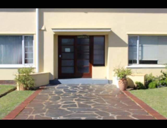 2 BEDROOM APARTMENT FOR SALE IN FISH HOEK